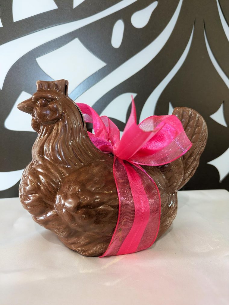 Poules de Pâques garnies